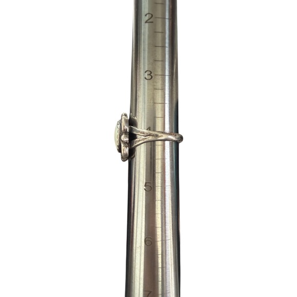 Vintage 1980s Mother of Pearl Sterling Silver Ring Size 4 - Picture 4 of 5